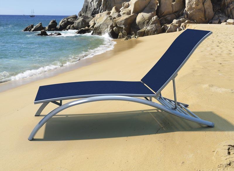 TROPITONE REVEALS SOUTH BEACH ELITE CHAISE LOUNGE Beach